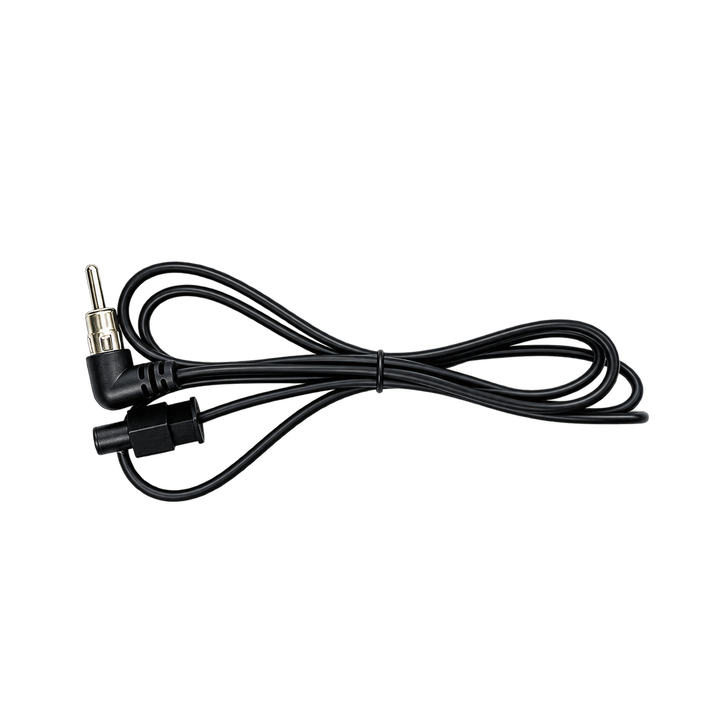 Radio antenna adapter