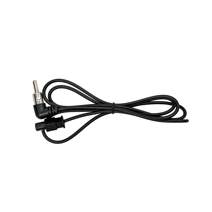 Radio antenna adapter